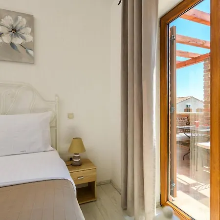 Paradis Stone Queen With Heated Pool וילה Butkovići