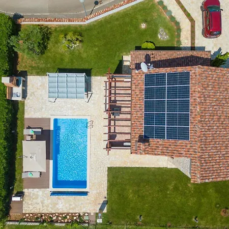 Paradis Stone Queen With Heated Pool * Butkovići