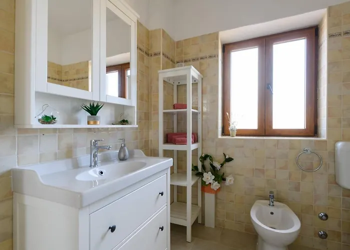 빌라 Paradis Stone Queen With Heated Pool *