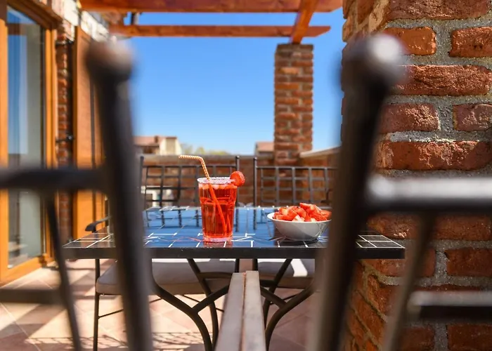 Paradis Stone Queen With Heated Pool * Butkovici (Istria)